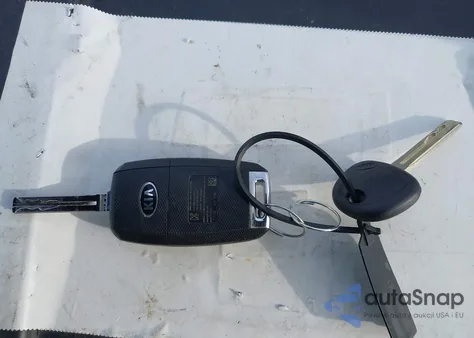 2016 Kia Soul из США, поврежденный, VIN KNDJN2A25G7357306